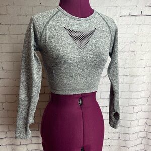 Aybl size small motion seamless long sleeve athletic top light gray